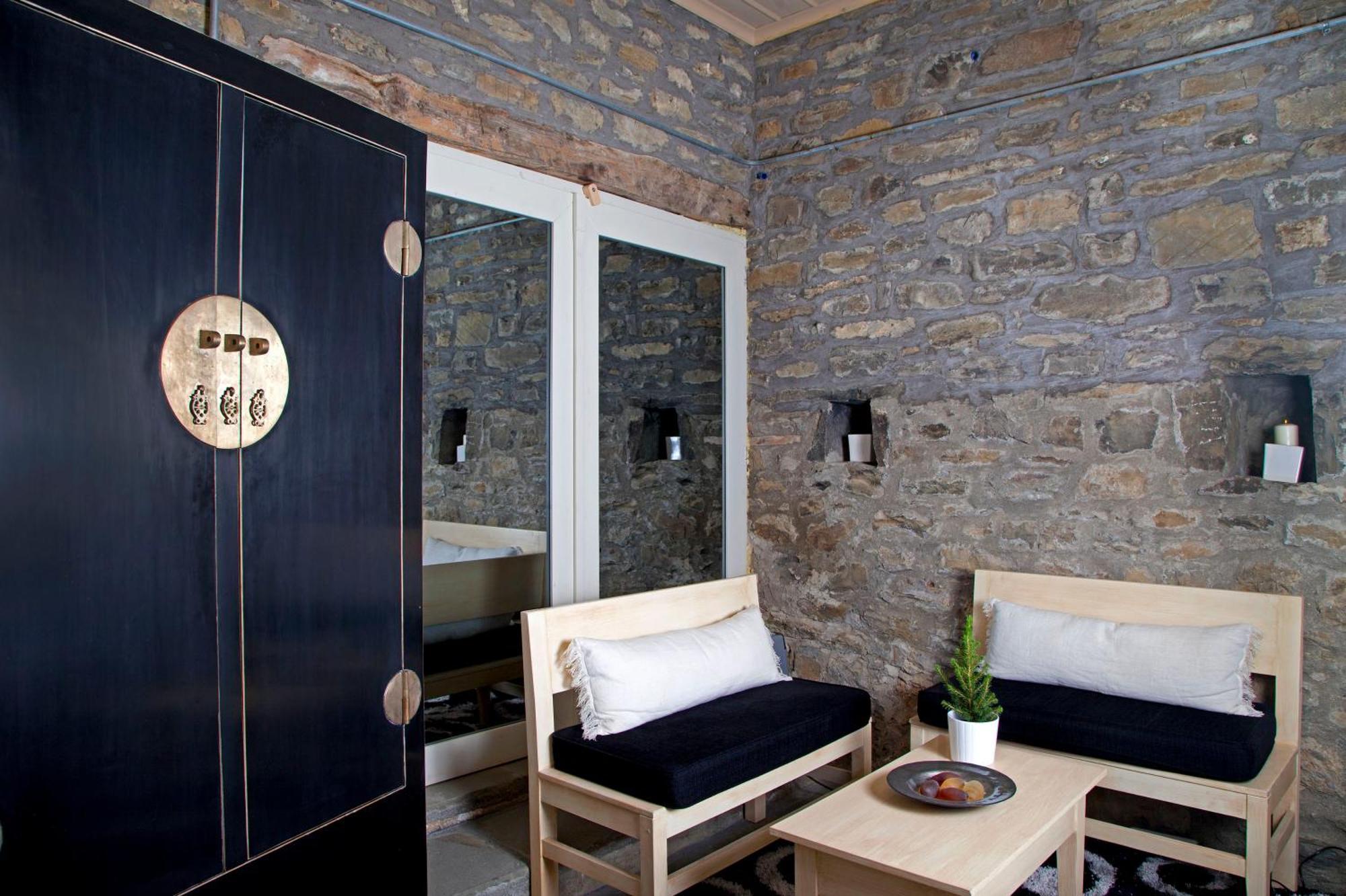 Mikro Papigo 1700 Hotel & Spa Екстериор снимка